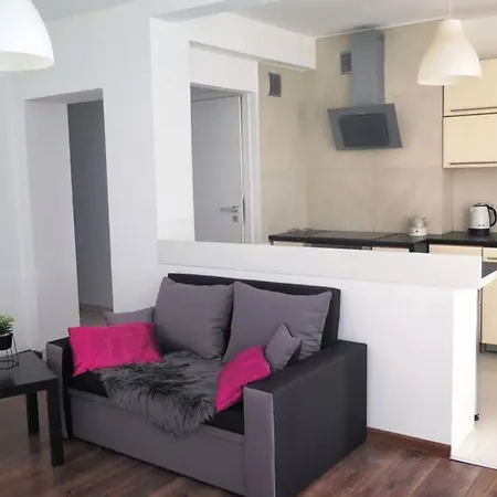 Przystanek Wzgorze *